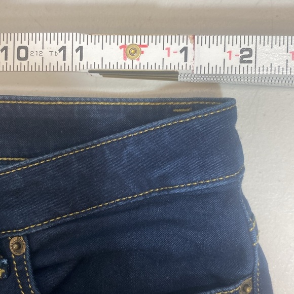 Micheal Kors Jean Shorts with Cuffed Hem and Contrast Stitching - Picture 7 of 7